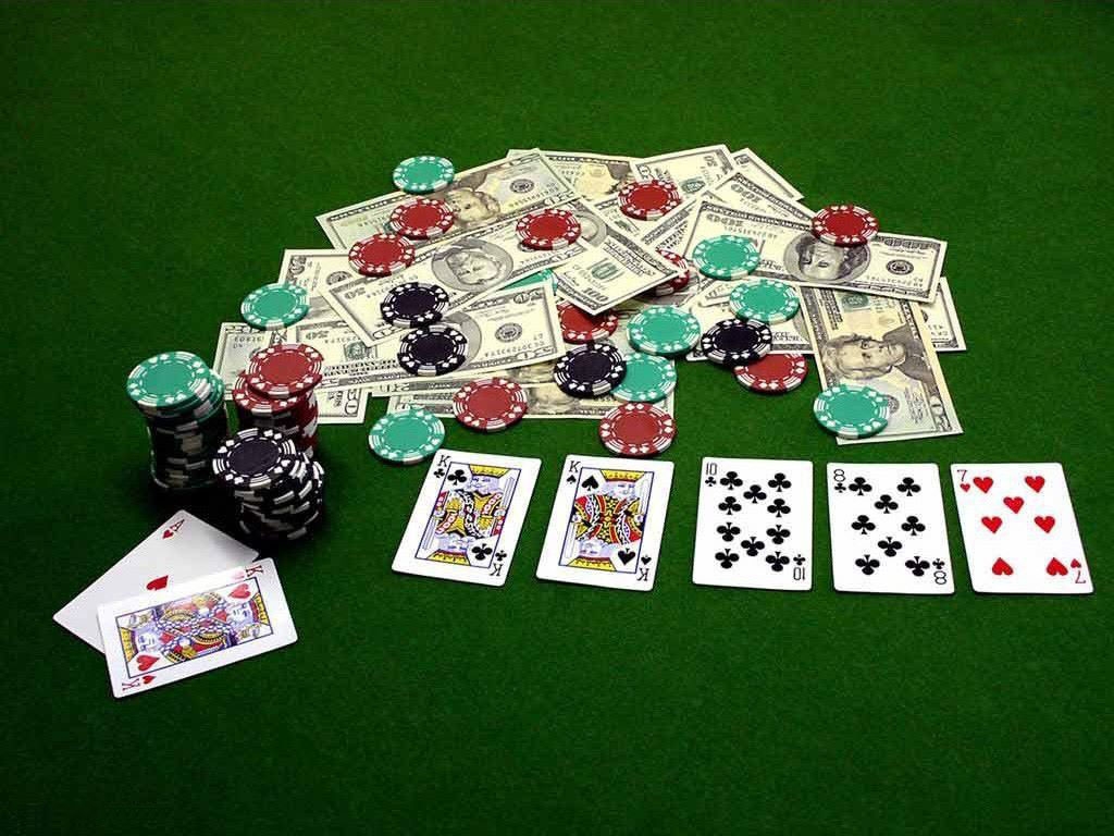 игра в покер, советы,  Ауты нужны для того, чтобы определить математическое ожидание для Вашей руки.  обучение, советы для начинающих, покерные ловушки, частые ошибки, турнирный покер, мат.ожидание, математическое ожидание, руки в покере, выигрыш, руки в покере, пот