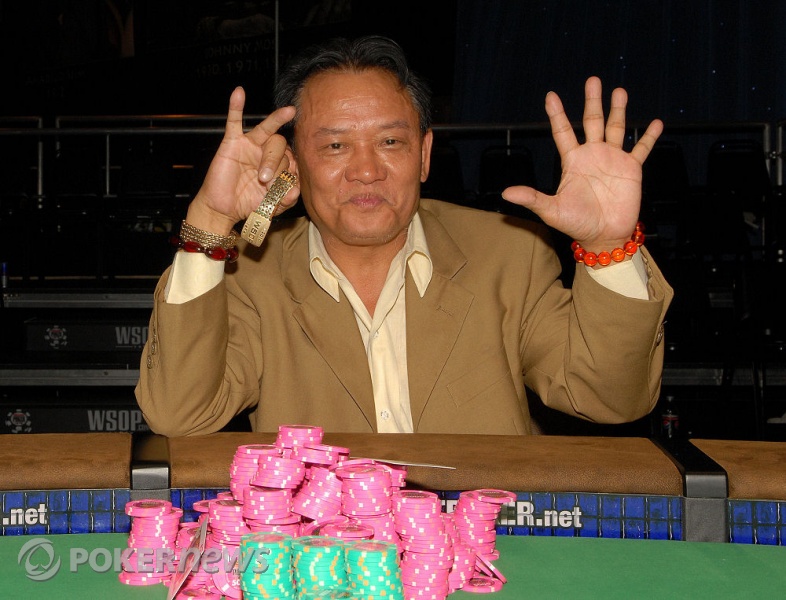  Мен Нгуен, Men Nguyen,  WSOP , Он имеет 9 призов WSOP Circuit и занимает 11-е место в рейтинге, 57 денежных призов WSOP и занимает второе место в рейтинге и более десяти миллионов долларов, выигранных на «живых» турнирах! The Master, турниры по покеру, PokerStars, мастера покера, профессионалы, игра в покер, биографии, легенды покера Всем известно, что мастерам своего дела позволяется очень много из того, что категорически запрещено обычным людям… Мен Нгуенпо прозвищу “The Master, конечно же, не Бог и не всемогущ, но вот журнал «Card Player» считает, что он лучший из лучших, во всяком случае, последнее десятилетие точно. 